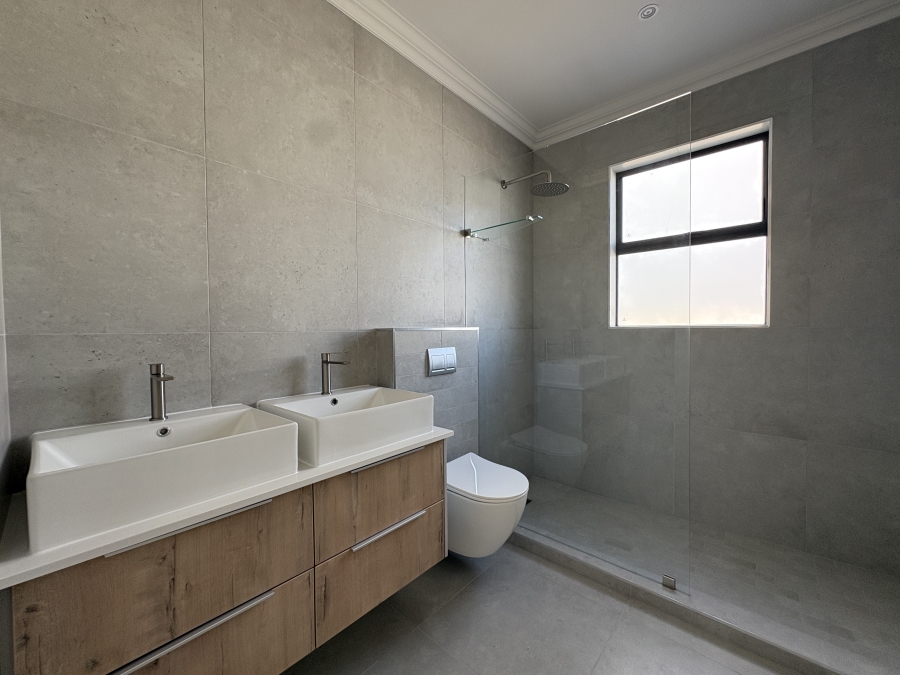 4 Bedroom Property for Sale in Sandown Western Cape